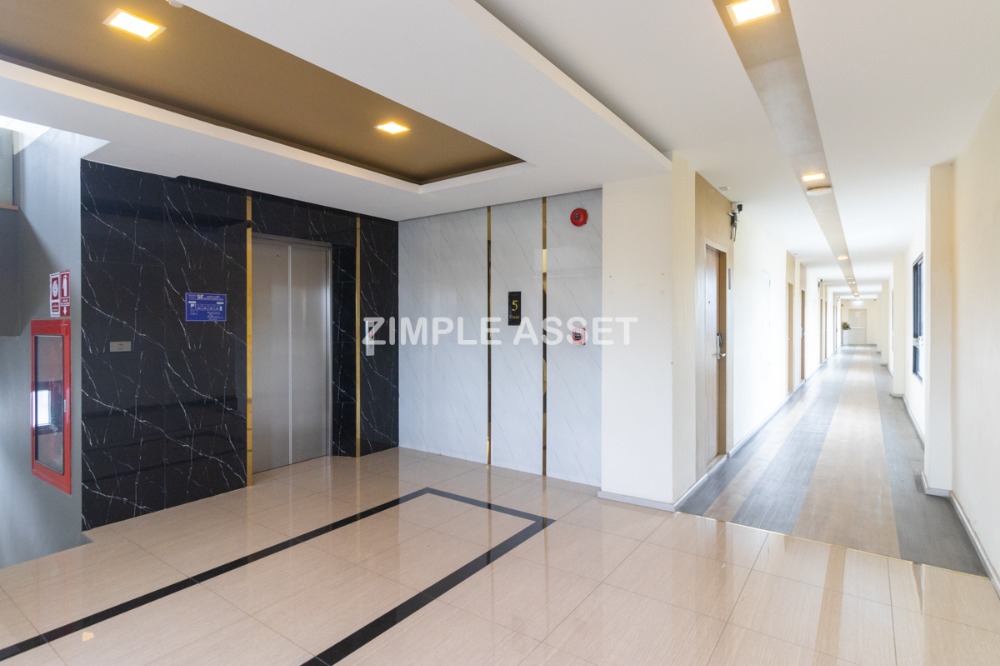 ให้เช่าวงเวียนใหญ่ เจริญนคร : Line @zimple_asset ที่พักรายวันและรายเดือน ย่านวงเวียนใหญ่ ห้องสวยพร้อมเฟอร์นิเจอร์ครบครัน สามารถย้ายเข้าอยู่ได้เลย มีที่จอดรถ ฟิตเนสและสระว่ายน้ำใช้บริการฟรี เพียง 650 m. จากBTSวงเวียนใหญ่