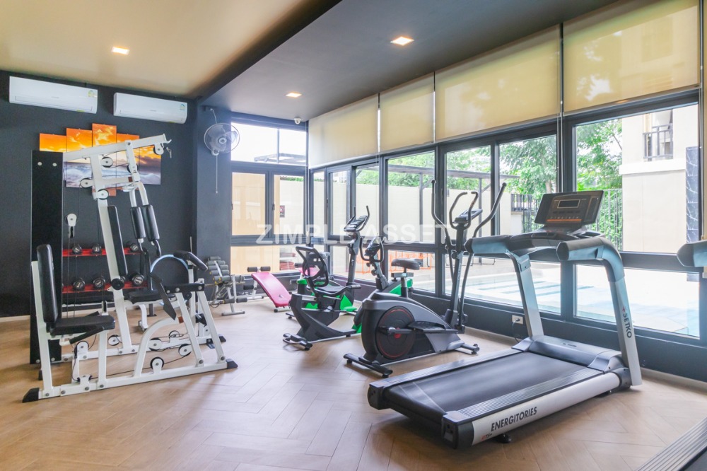 ให้เช่าวงเวียนใหญ่ เจริญนคร : Line @zimple_asset ที่พักรายวันและรายเดือน ย่านวงเวียนใหญ่ ห้องสวยพร้อมเฟอร์นิเจอร์ครบครัน สามารถย้ายเข้าอยู่ได้เลย มีที่จอดรถ ฟิตเนสและสระว่ายน้ำใช้บริการฟรี เพียง 650 m. จากBTSวงเวียนใหญ่