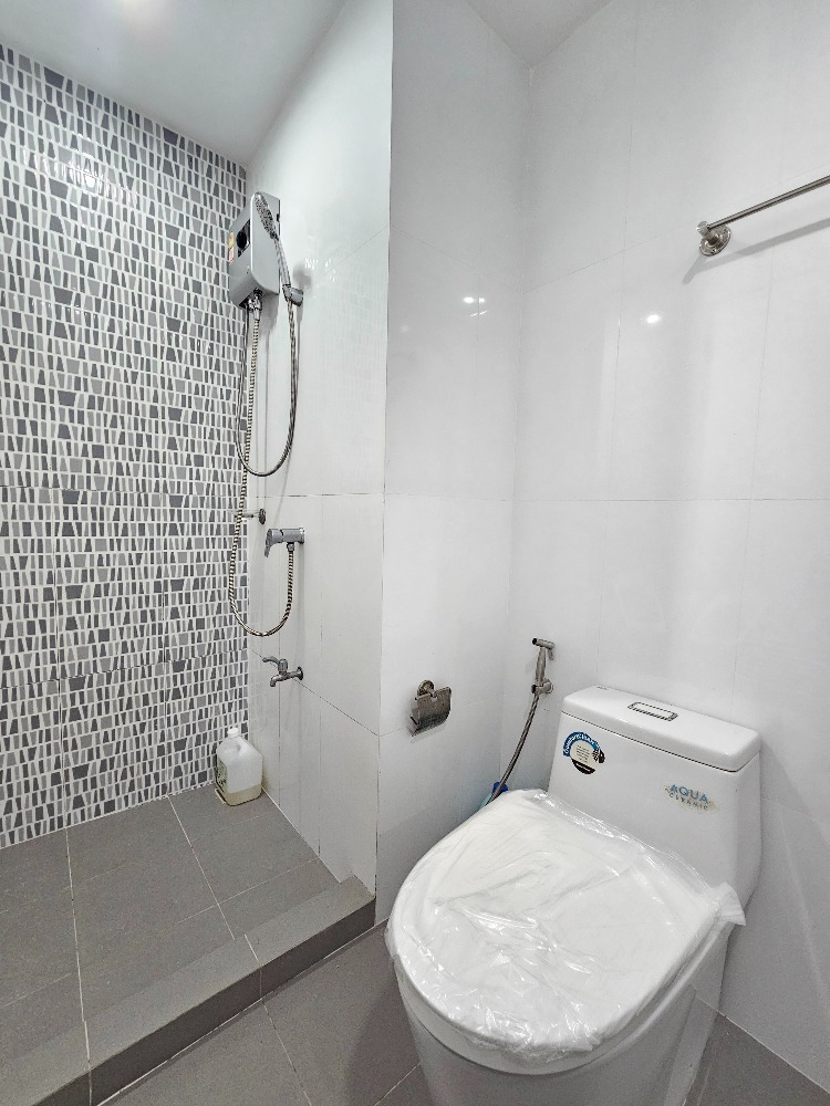 ขายคอนโดพุทธมณฑล ศาลายา : ห้องสภาพดี เจ้าของไม่ค่อยได้อยู่ ห่างจาก มหิดล ศาลายา เพียง 10นาที มีเหล็กดัดเพื่อความปลอดภัย