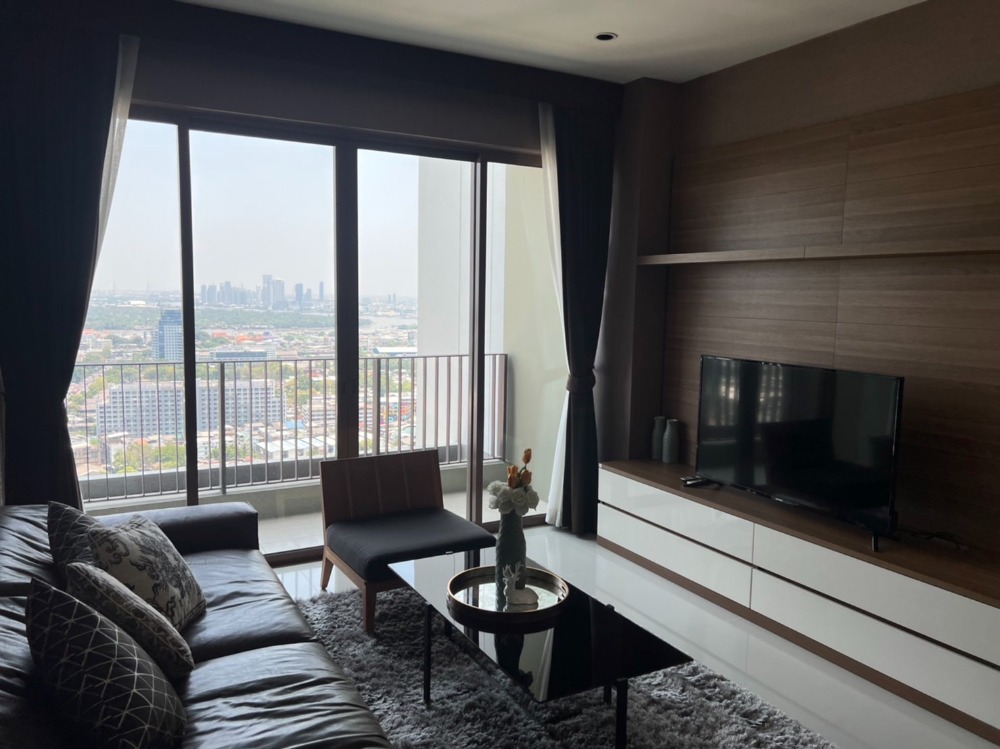 ให้เช่าคอนโดสุขุมวิท อโศก ทองหล่อ : The Emporio Place 1 Bed 1 Bath with bathtub 45,000 per month