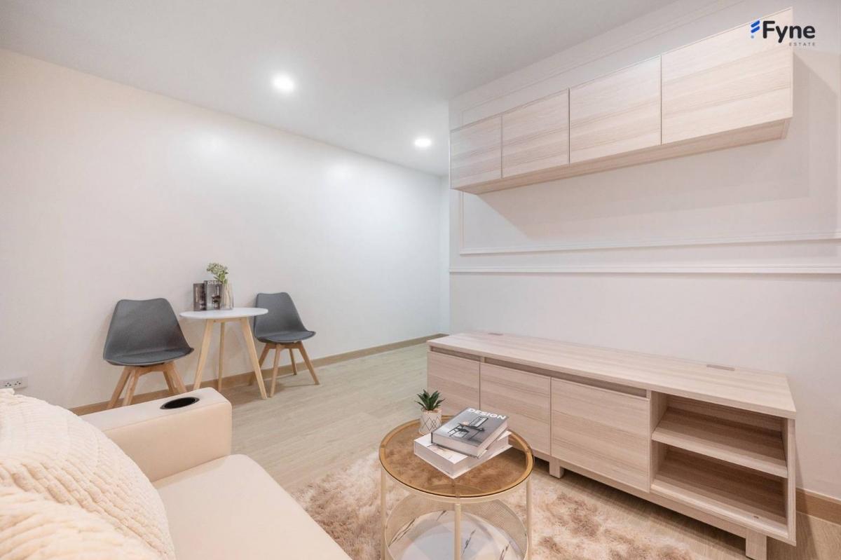 For SaleCondoBangna, Bearing, Lasalle : Great value!!🌳Regent Home 7/2 🌳Near BTS Bangna, only 900 meters✨️The room comes with furniture and appliances✨️