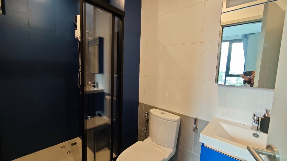 For RentCondoSukhumvit, Asoke, Thonglor : 👉XT Ekkamai rent 20,000 💥Good location good facilities. Ready to move in.