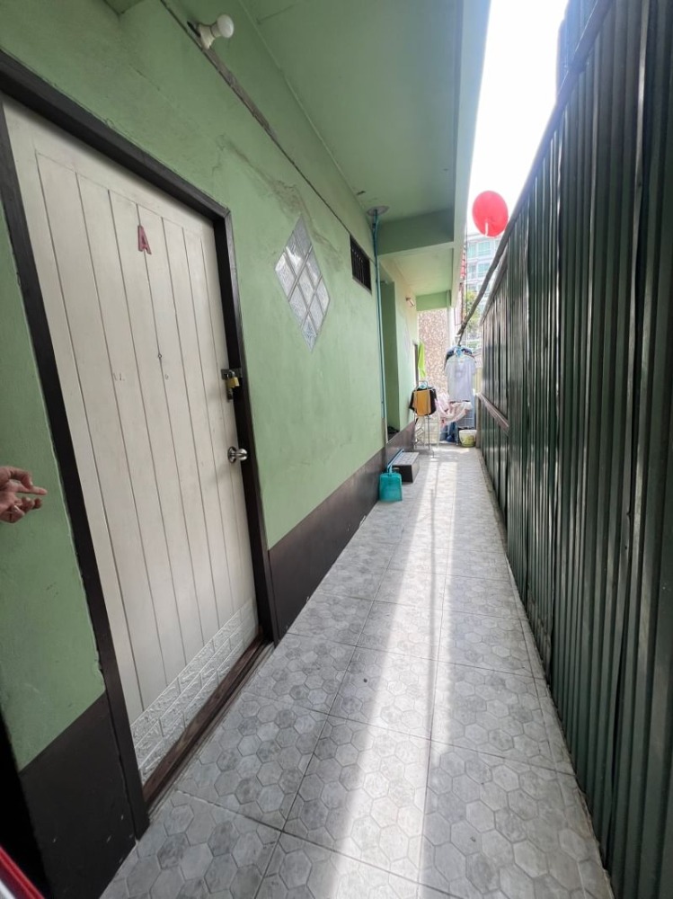 ขายทาวน์โฮมรัชดา ห้วยขวาง : ขายทาวน์โฮม 3 ชั้น 2 คูหาติดกัน ทำเลรัชดา ห้วยขวาง ซอยสุขร่วมกัน หลังโรงแรม The Emerald รัชดา MRT ห้วยขวาง