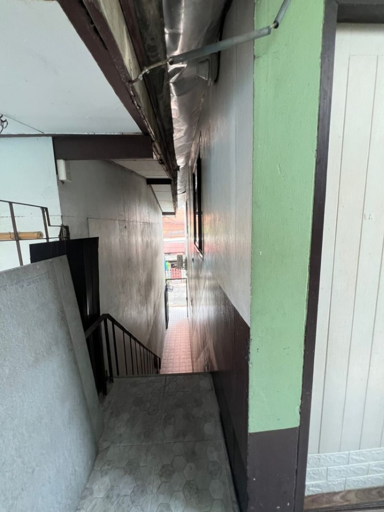 ขายทาวน์โฮมรัชดา ห้วยขวาง : ขายทาวน์โฮม 3 ชั้น 2 คูหาติดกัน ทำเลรัชดา ห้วยขวาง ซอยสุขร่วมกัน หลังโรงแรม The Emerald รัชดา MRT ห้วยขวาง