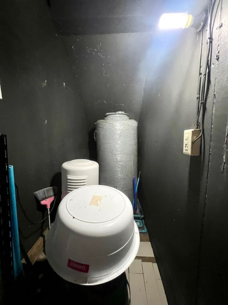 ขายทาวน์โฮมรัชดา ห้วยขวาง : ขายทาวน์โฮม 3 ชั้น 2 คูหาติดกัน ทำเลรัชดา ห้วยขวาง ซอยสุขร่วมกัน หลังโรงแรม The Emerald รัชดา MRT ห้วยขวาง