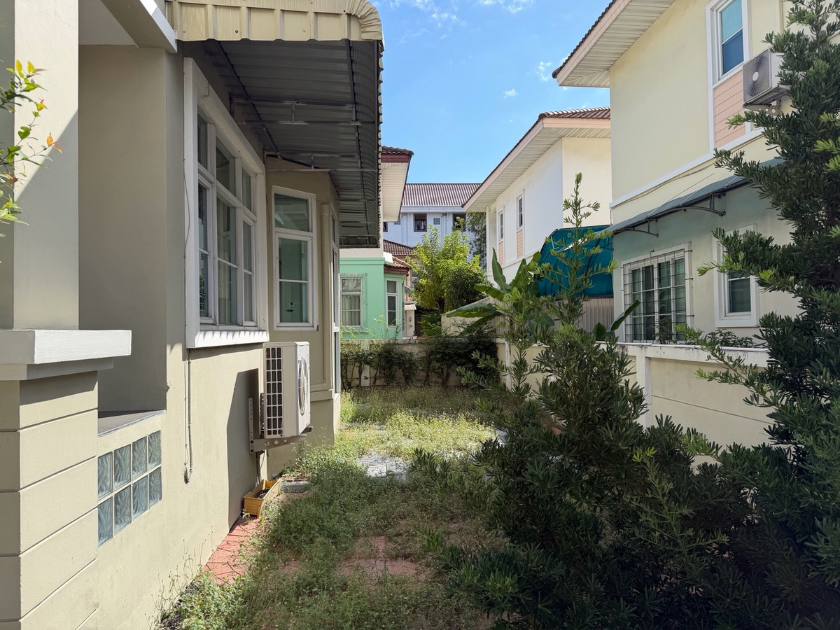 For SaleHouseLadkrabang, Suwannaphum Airport : For Sale 4.29 M Selling a 2-storey detached house, Soi King Kaew 19, price 4.29 million baht, usable area 150 sq m., ready to move in house, Bangna-Trad parallel road, King Kaew Road, Sirinda Pranali Village (SIRINDA PRANALI) ⭐️ Land area 53 sq m., usable