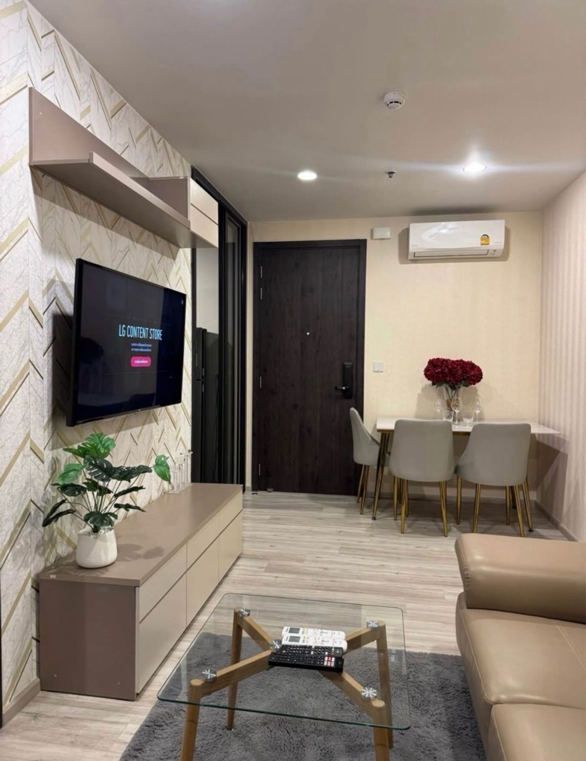 For RentCondoRatchadapisek, Huaikwang, Suttisan : XT Huai Khwang🔥🔥Rent only 21,000, ready to move in, 35 sq m, high floor, hurry to reserve 064-6696546 (this number can be added on Line)