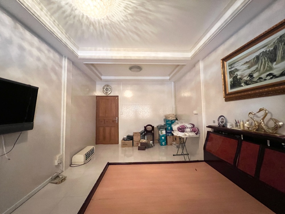 ขายอาคารพาณิชย์สยาม จุฬา สามย่าน : ขาย ตึกแถว 3 ชั้น 2 คูหา ซอยฟูศักดิ์ ย่านบรรทัดทอง พร้อมลิฟต์ เหมาะทำโฮมออฟฟิศ โฮสเทล