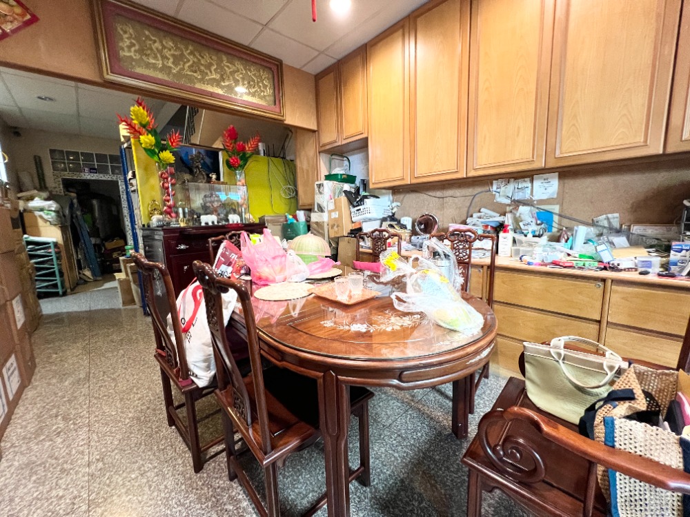 ขายอาคารพาณิชย์สยาม จุฬา สามย่าน : ขาย ตึกแถว 3 ชั้น 2 คูหา ซอยฟูศักดิ์ ย่านบรรทัดทอง พร้อมลิฟต์ เหมาะทำโฮมออฟฟิศ โฮสเทล