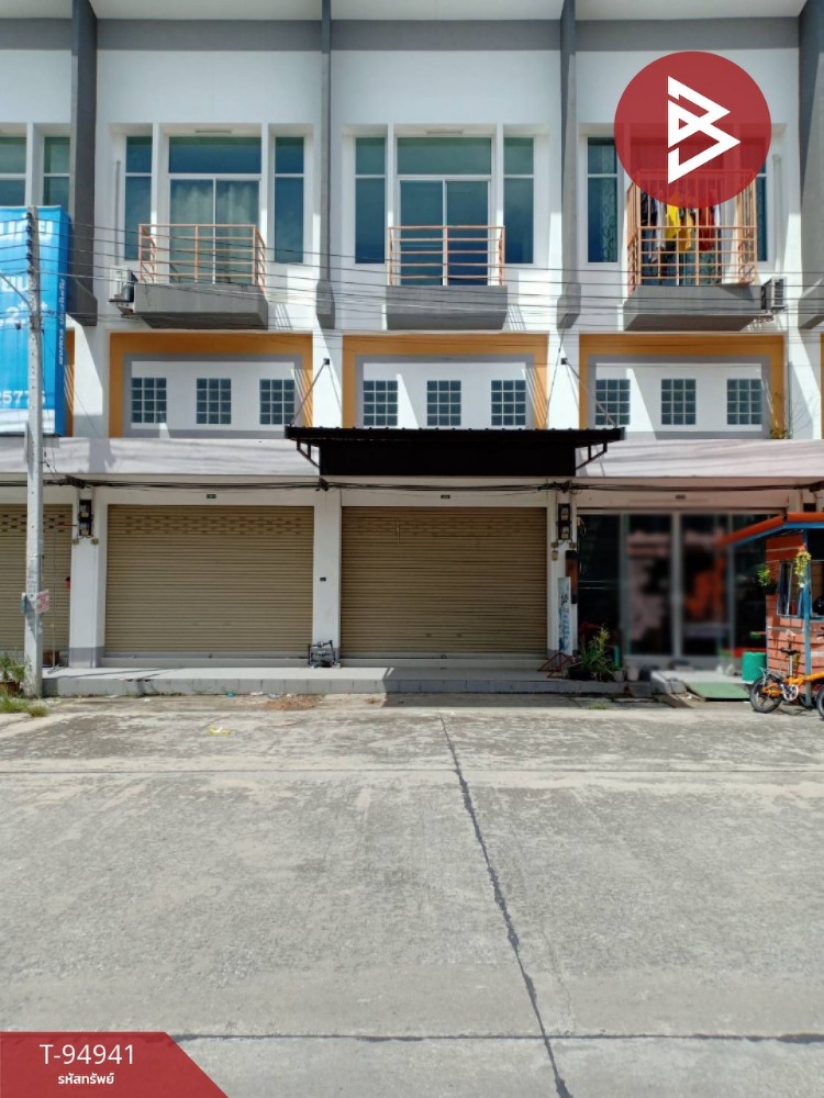 For SaleShop HouseRayong : Commercial building for sale, 3 floors, area 16 sq m, Nikhom Phatthana, Rayong