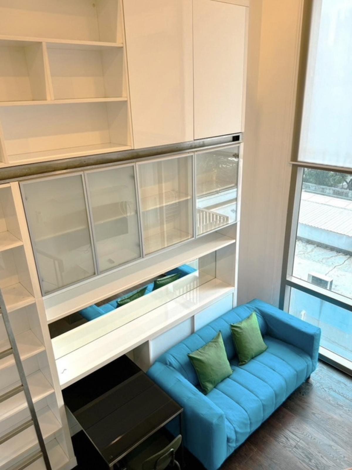 For RentCondoSukhumvit, Asoke, Thonglor : 🎯For rent IDEO MORPH 38 😻Pet-friendly condo 😻Duplex condo IDEO MORPH 38, size 33.6 sq m, high ceiling, fully furnished, ready to move in, common area has a swimming pool, fitness room, convenient location in the heart of the city, Sukhumvit 38, near BTS T
