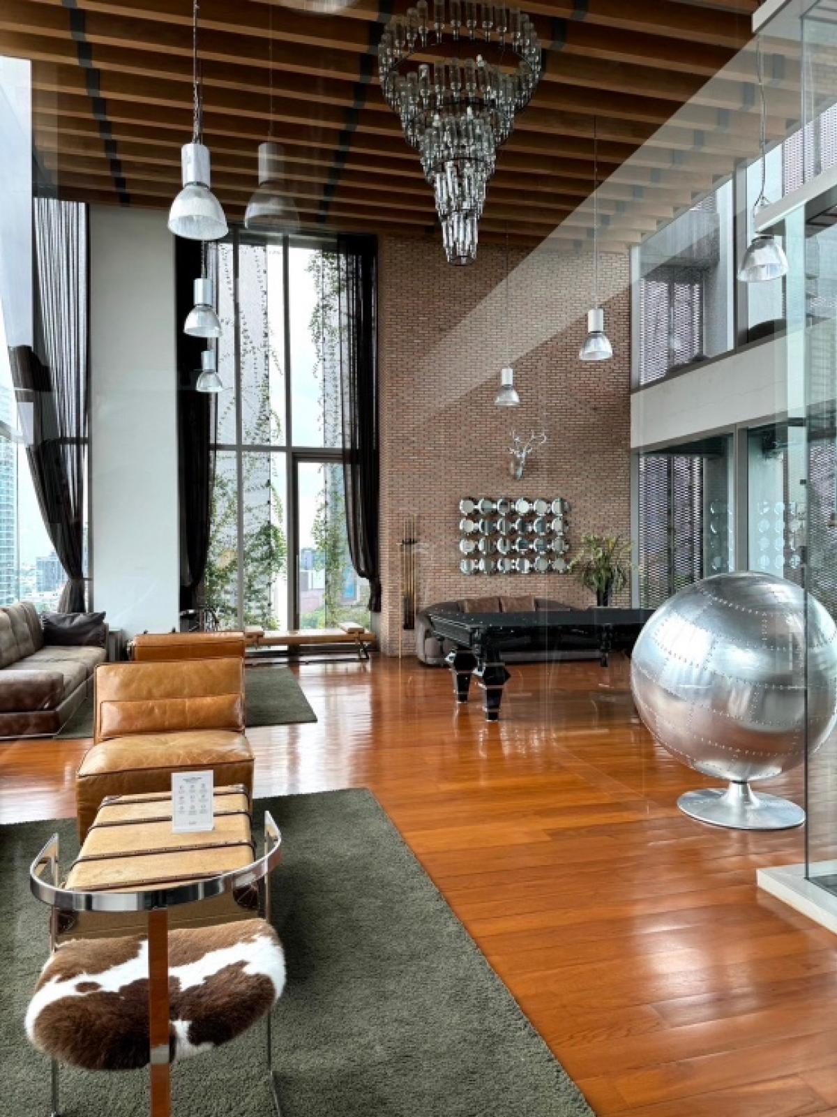 For RentCondoSukhumvit, Asoke, Thonglor : 🎯For rent IDEO MORPH 38 😻Pet-friendly condo 😻Duplex condo IDEO MORPH 38, size 33.6 sq m, high ceiling, fully furnished, ready to move in, common area has a swimming pool, fitness room, convenient location in the heart of the city, Sukhumvit 38, near BTS T