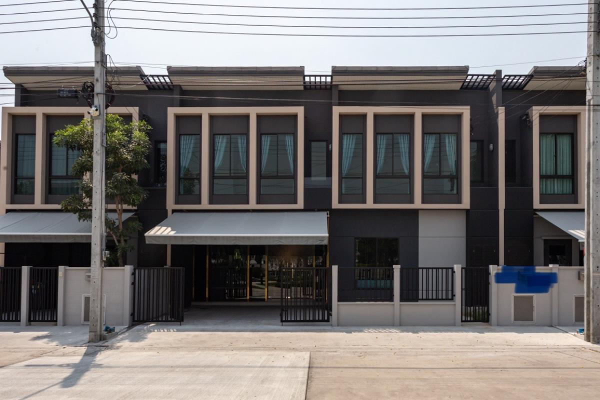 ให้เช่าโฮมออฟฟิศบางนา แบริ่ง ลาซาล : 📢👇 Brand new Twin home office at Pleno Townhome Bangna -KM 7 for rent