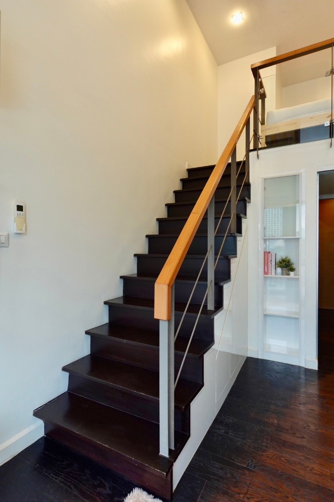 For RentCondoSukhumvit, Asoke, Thonglor : 🎯For rent IDEO MORPH 38 😻Pet-friendly condo 😻Duplex condo IDEO MORPH 38, size 33.6 sq m, high ceiling, fully furnished, ready to move in, common area has a swimming pool, fitness room, convenient location in the heart of the city, Sukhumvit 38, near BTS T