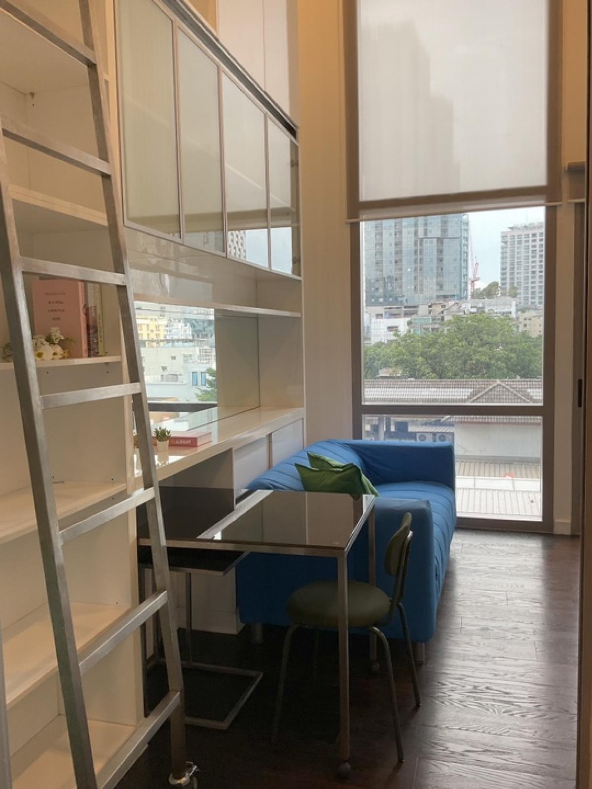 For RentCondoSukhumvit, Asoke, Thonglor : 🎯For rent IDEO MORPH 38 😻Pet-friendly condo 😻Duplex condo IDEO MORPH 38, size 33.6 sq m, high ceiling, fully furnished, ready to move in, common area has a swimming pool, fitness room, convenient location in the heart of the city, Sukhumvit 38, near BTS T