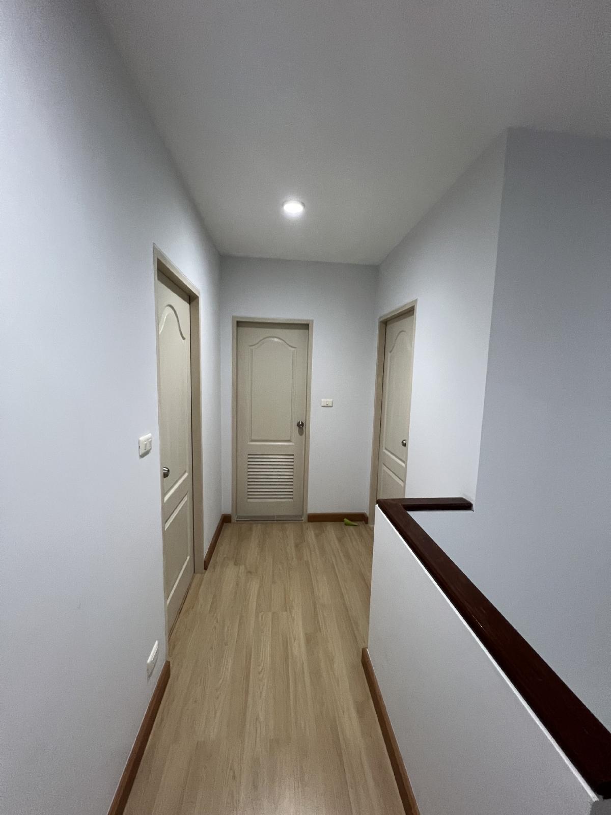 For SaleTownhomeBangna, Bearing, Lasalle : Fully furnished house, ready to move in, price lower than cost.