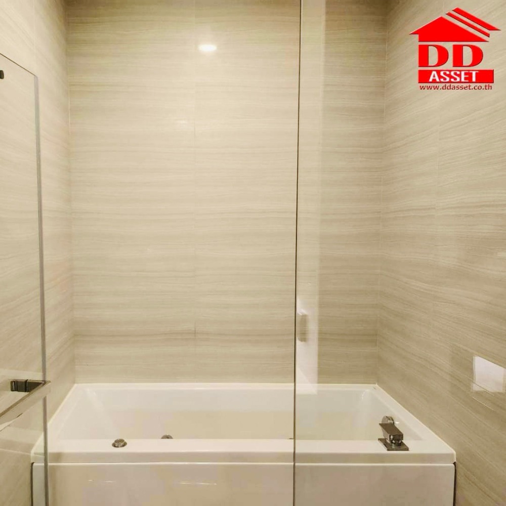 For RentCondoSukhumvit, Asoke, Thonglor : For Rent Park Origin Thonglor , Near BTS Thonglor Code : C8183