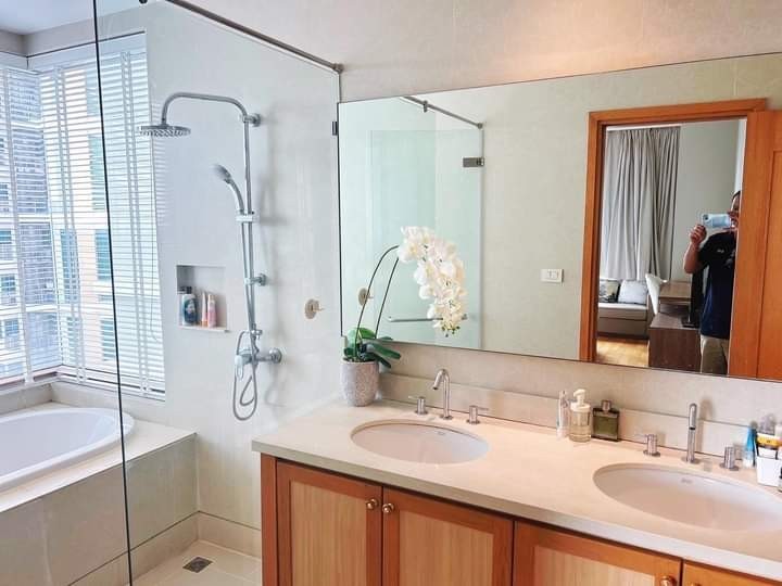 For SaleCondoSukhumvit, Asoke, Thonglor : S-EPRP114 Condo for sale, The Emporio Place Sukhumvit 24, 29th floor, city view, 107 sq m., 2 bedrooms, 2 bathrooms, 18.5 million, 064-959-8900