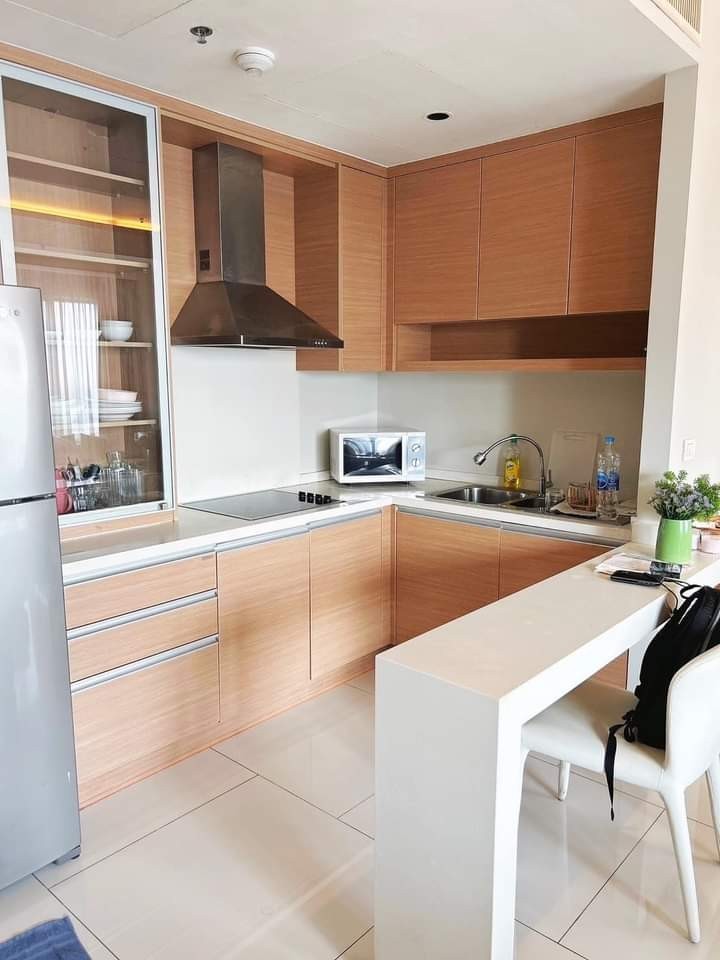 For SaleCondoSukhumvit, Asoke, Thonglor : S-EPRP114 Condo for sale, The Emporio Place Sukhumvit 24, 29th floor, city view, 107 sq m., 2 bedrooms, 2 bathrooms, 18.5 million, 064-959-8900