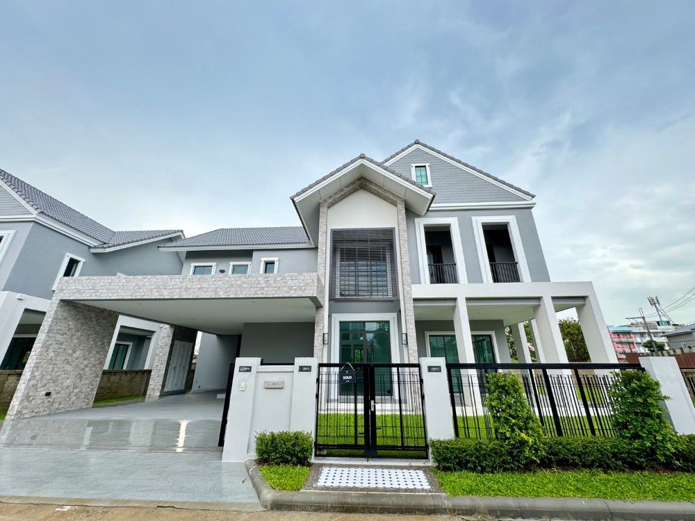 For SaleHouseNawamin, Ramindra : For sale: New house, 4 bedrooms, 6 bathrooms, 4 parking spaces, Milton Residence Ramintra project, near the Pink Line BTS, starting at 16.9 million baht, with a million-baht discount.