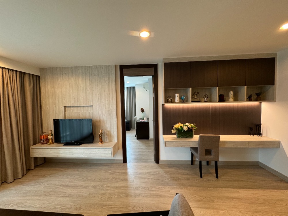 For RentCondoSukhumvit, Asoke, Thonglor : Pet-Friendly High-Rise 2 Beds in Thonglor 75,000 per month