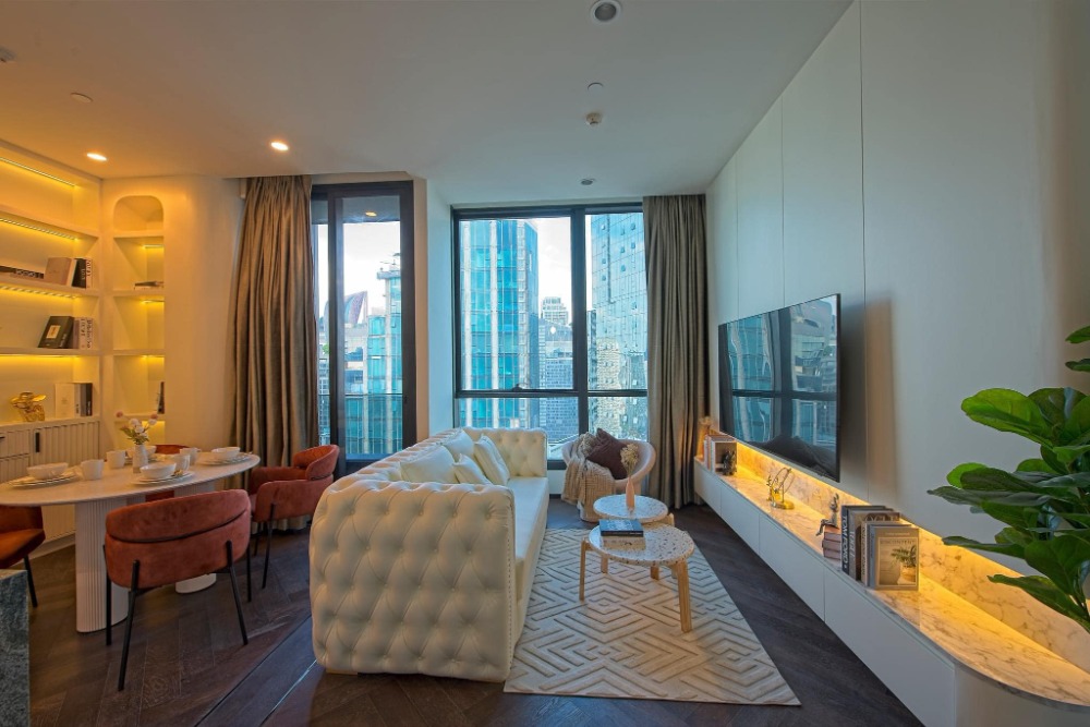 ขายคอนโดสุขุมวิท อโศก ทองหล่อ : The Esse Sukhumvit 36 - Exclusive 2 Beds Condo for Sale!