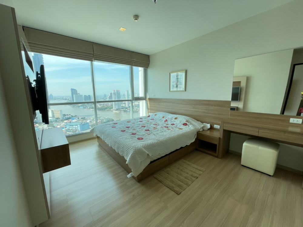 ให้เช่าคอนโดสาทร นราธิวาส : ริทึ่ม สาทร พร้อมให้เช่า! 2 ห้องนอน 2 ห้องน้ำ ชั้นสูง วิวสวย ราคาดี