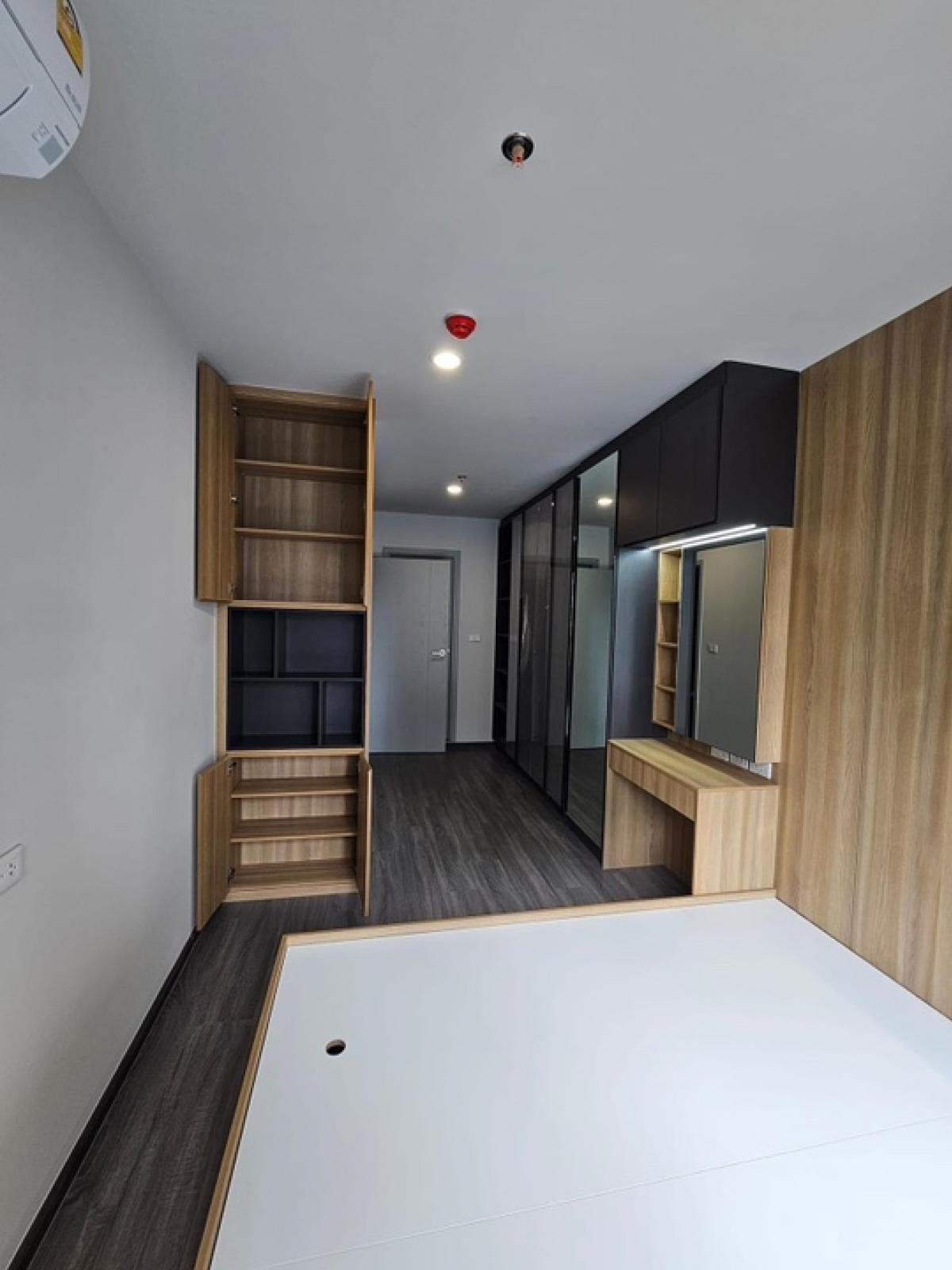 For SaleCondoSiam Paragon ,Chulalongkorn,Samyan : 📢👇 Ideo Chula Samyan near Chulalongkorn University , Siam square and many shopping malls Sell with tenant contract til October 25