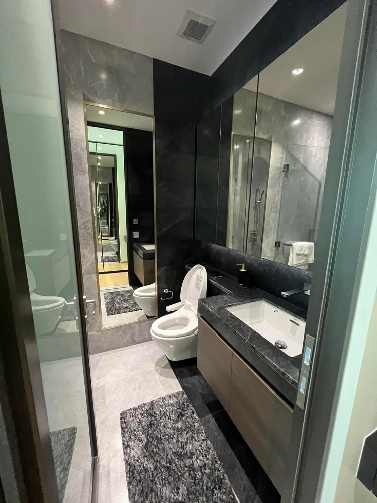 ขายคอนโดวิทยุ ชิดลม หลังสวน : ขายห้อง! 28 Chidlom 2ห้องนอน ตกแต่งสวย เฟอร์นิเจอร์ครบ สิ่งอำนวยความสะดวกครบ ใกล้BTS,MRT,APL พร้อมเข้าอยู่