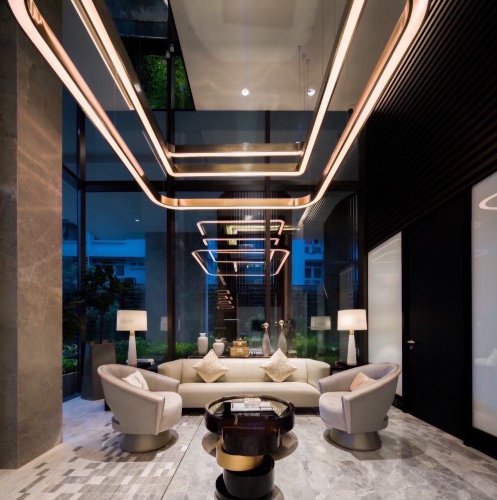 ขายคอนโดวิทยุ ชิดลม หลังสวน : ขายห้อง! 28 Chidlom 2ห้องนอน ตกแต่งสวย เฟอร์นิเจอร์ครบ สิ่งอำนวยความสะดวกครบ ใกล้BTS,MRT,APL พร้อมเข้าอยู่