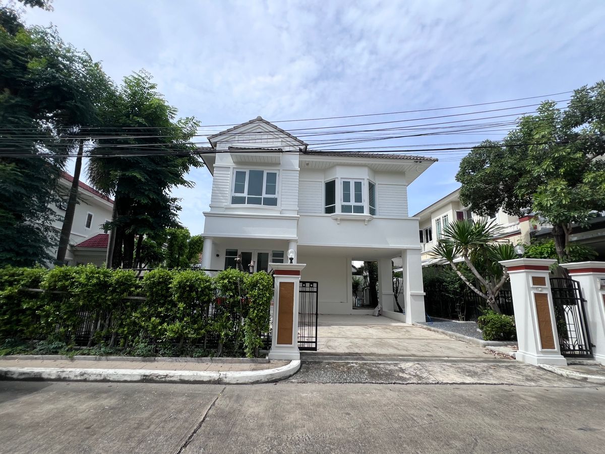 ขายบ้านลาดกระบัง สุวรรณภูมิ : ขายบ้านรีโนเวทแล้วที่ดิน 72 ตรว