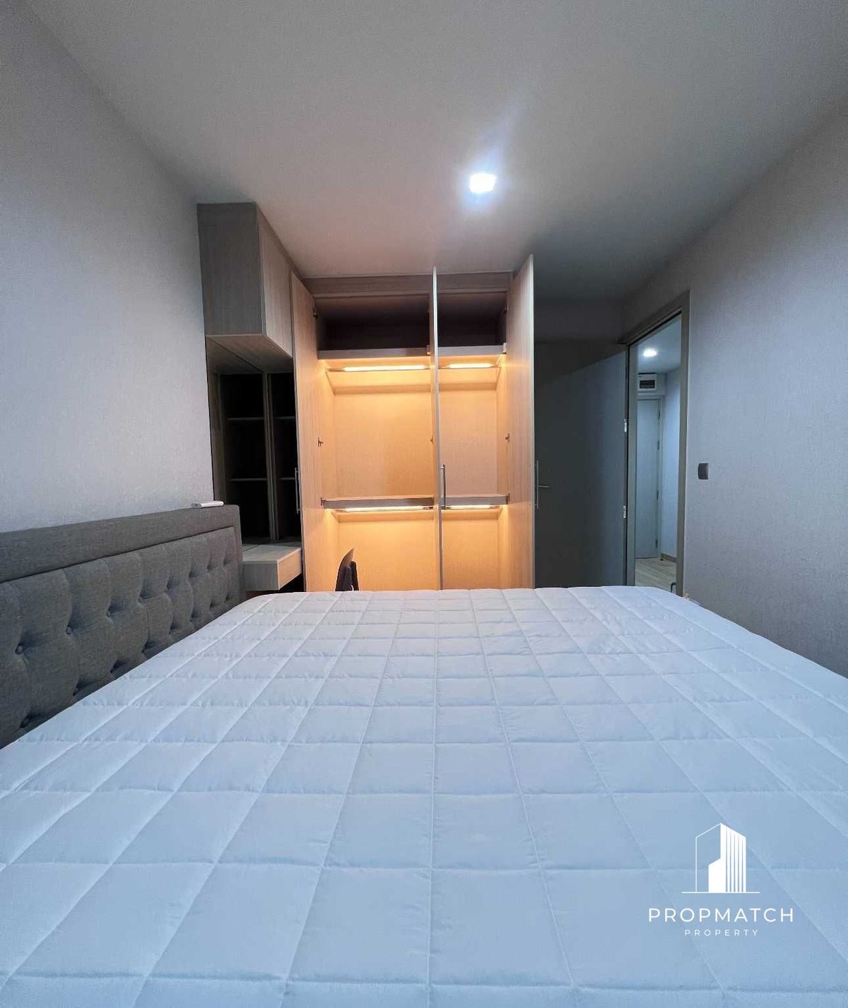 ขายคอนโดลาดพร้าว เซ็นทรัลลาดพร้าว : ✨Flash Deal ✨Life Ladprao(1Bed1Bath35SQM.) พร้อมอยู่ ! เพียง 5,100,000 บาท Tel.0981315848 @propmatch