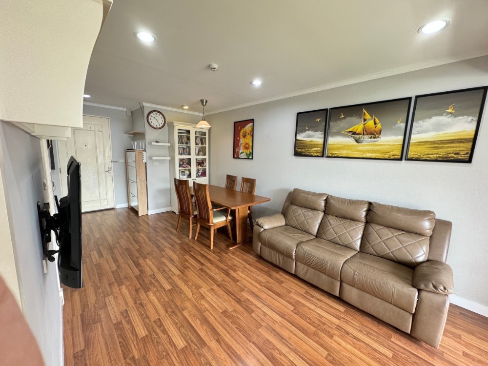 For SaleCondoSathorn, Narathiwat : For sale The Bangkok Narathiwas like new 1bed near BTS Chong Nonsi / BTS Surasak 5 mins.**LINE ID : @751paggb / Tel:  086-3649888