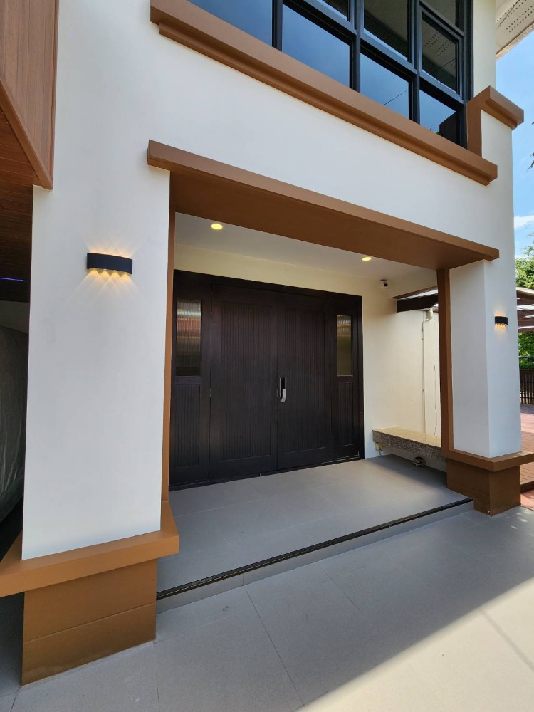 ขายบ้านนวมินทร์ รามอินทรา : 💥CP-4570💥ขายด่วนน บ้านเดี่ยว 2 ชั้น  หมู่บ้านวรารมย์พรีเมี่ยม วัชรพล-จตุโชติ 👉แอดไลน์ @rangrak