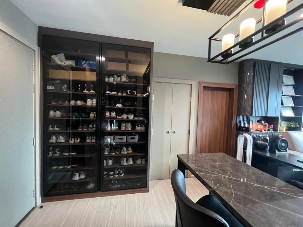 For SaleCondoRama9, Petchburi, RCA : Condo for sale Life Asoke-Rama 9, high floor, open view, 2 bedrooms, fully furnished, ready to move in, near MRT Rama 9, only 300 m.