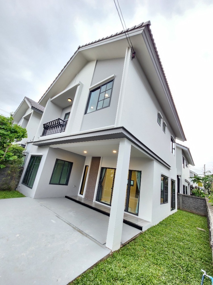 For SaleBangna, Bearing, Lasalle : Britania Mega Town Bangna / 4 Bedrooms (SALE), Britania Mega Town Bangna / 4 Bedrooms (SALE) CJ495