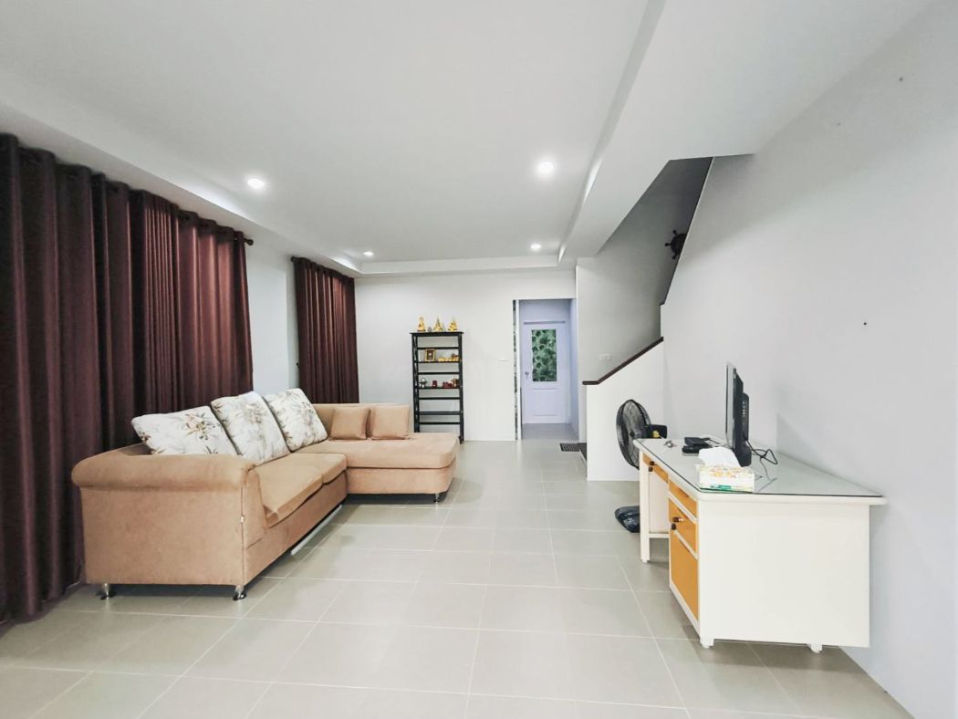 For sale Twin house near Central Park Phutthaburi Provincial Hall, 119