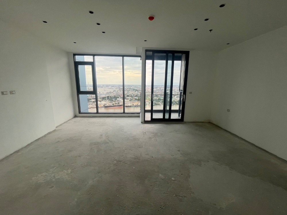 ขายคอนโดพระราม 3 สาธุประดิษฐ์ : Penthouse Sapphire Luxurious Rama3 // Price 59,900,000 Baht Only