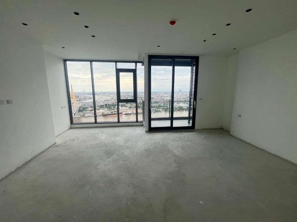 ขายคอนโดพระราม 3 สาธุประดิษฐ์ : Penthouse Sapphire Luxurious Rama3 // Price 59,900,000 Baht Only