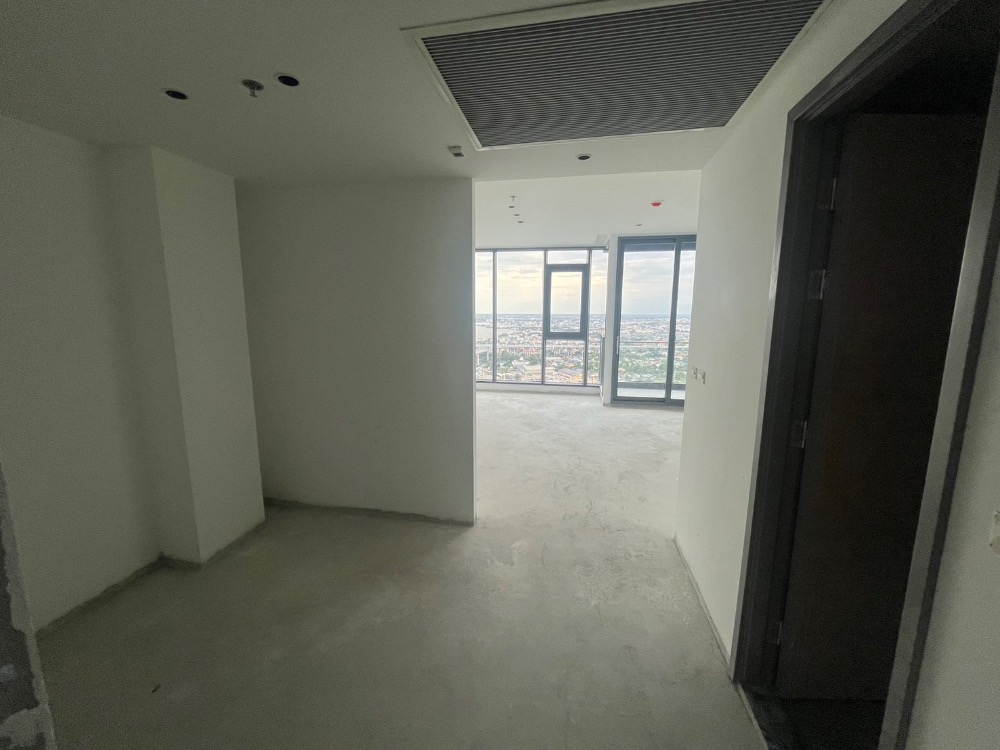 ขายคอนโดพระราม 3 สาธุประดิษฐ์ : Penthouse Sapphire Luxurious Rama3 // Price 59,900,000 Baht Only