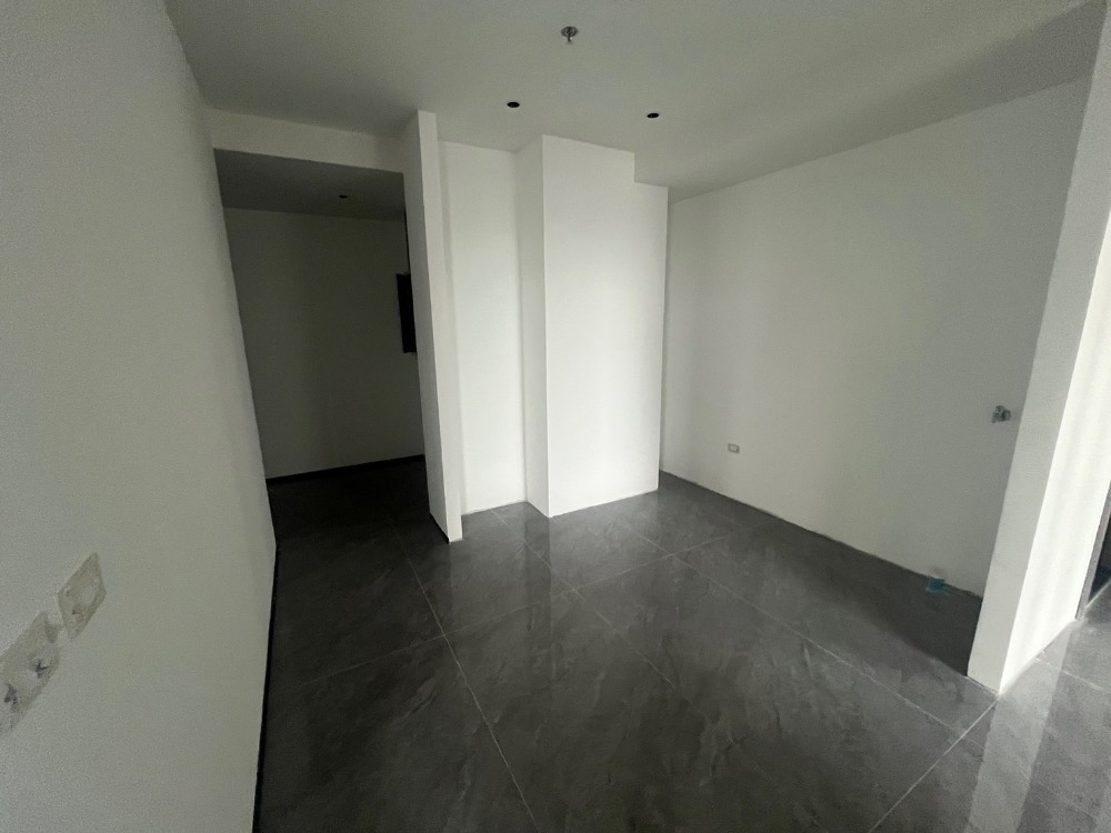 ขายคอนโดพระราม 3 สาธุประดิษฐ์ : Penthouse Sapphire Luxurious Rama3 // Price 59,900,000 Baht Only