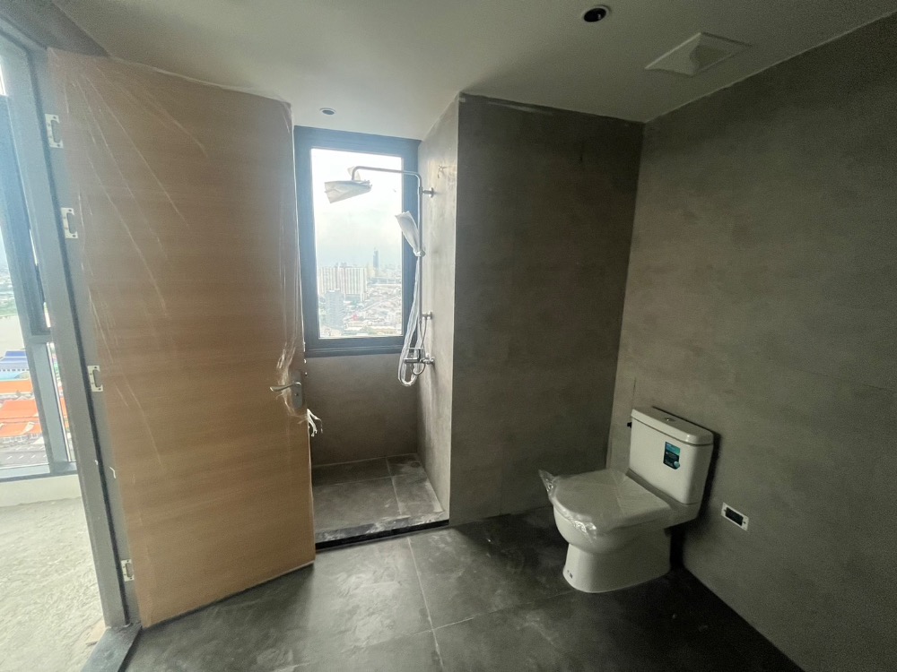 ขายคอนโดพระราม 3 สาธุประดิษฐ์ : Penthouse Sapphire Luxurious Rama3 // Price 59,900,000 Baht Only