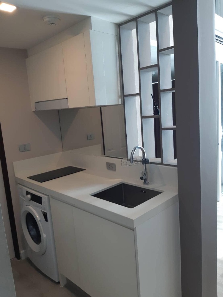 ขายคอนโดอ่อนนุช อุดมสุข : ขายคอนโด The Sky Sukhumvit ห้อง 2 ชั้น(Moff) ชั้นสูง แต่งครบพร้อมอยู่ ใกล้ BTS อุดมสุข