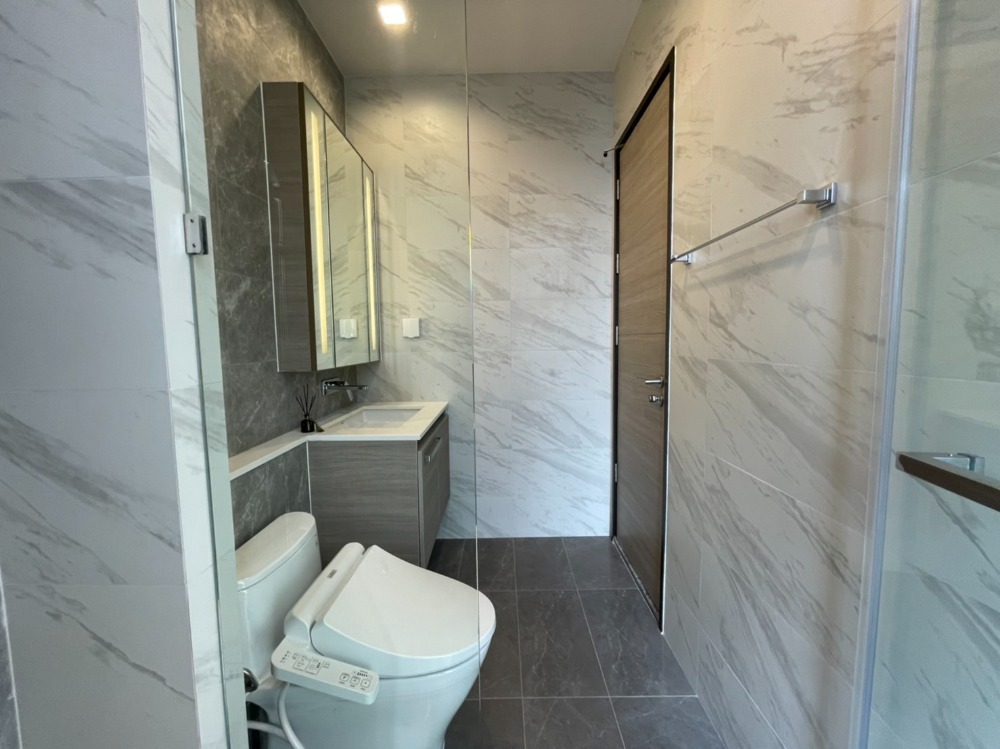 For RentCondoLadprao, Central Ladprao : For rent, 1 bedroom, corner room, fully furnished, good price