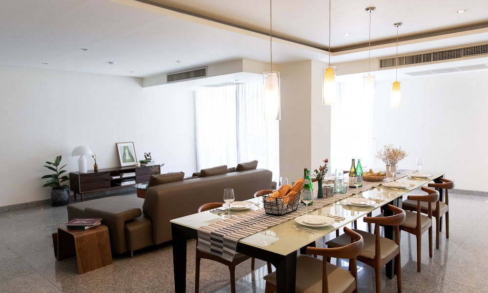 ให้เช่าคอนโดอ่อนนุช อุดมสุข : Pet Allowed, Newly Renovated Apartment 3 Beds 95,000 per month