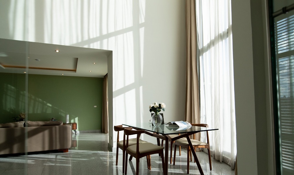 For RentCondoOnnut, Udomsuk : Newly Renovated Apartment — Duplex 2 Beds Pet Allowed 75,000 per month