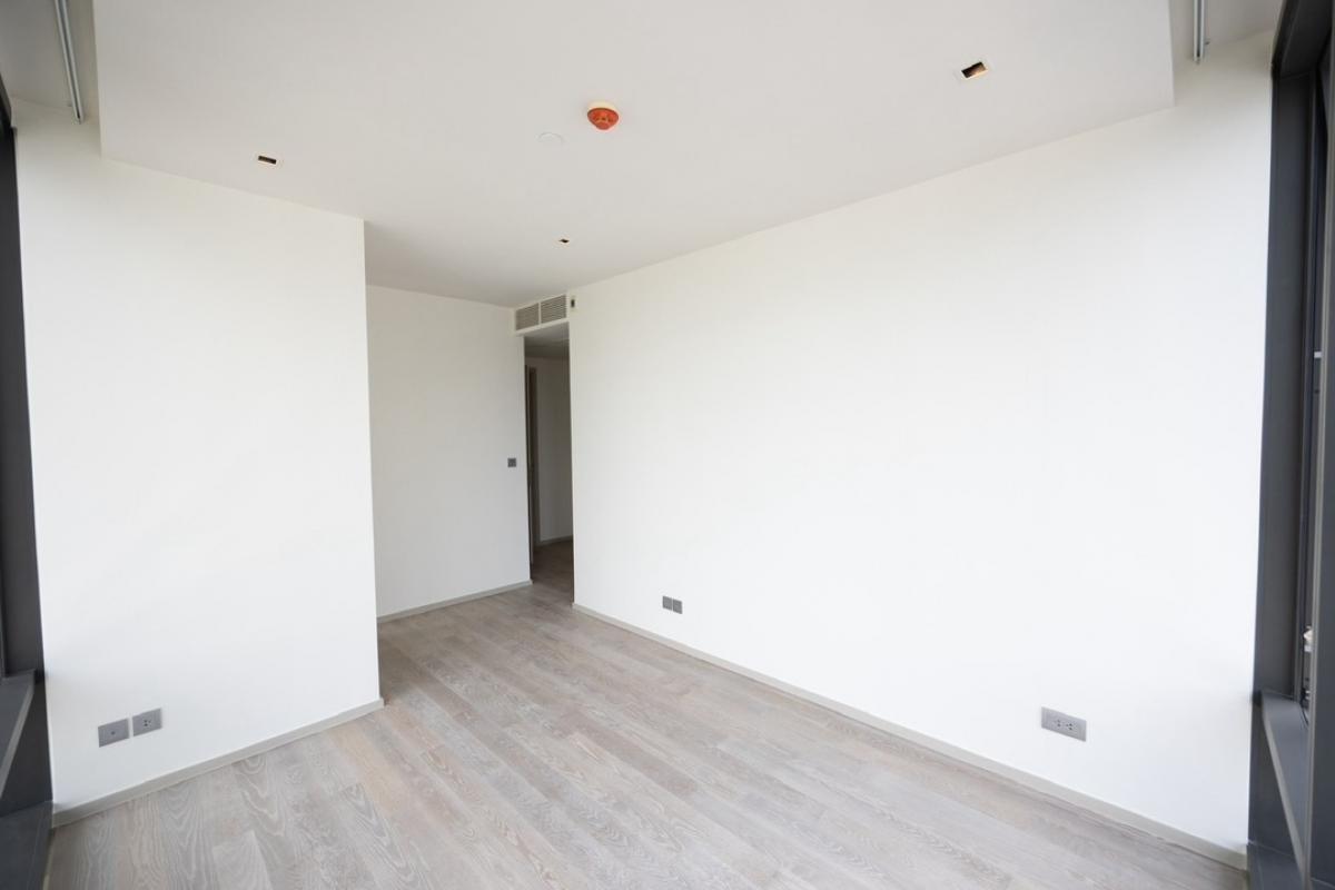 For SaleCondoSilom, Saladaeng, Bangrak : 📢👇 The perfect living experience in the heart of Silom.Easily traveling pass many routes, near Silom Complex, unblocked city view