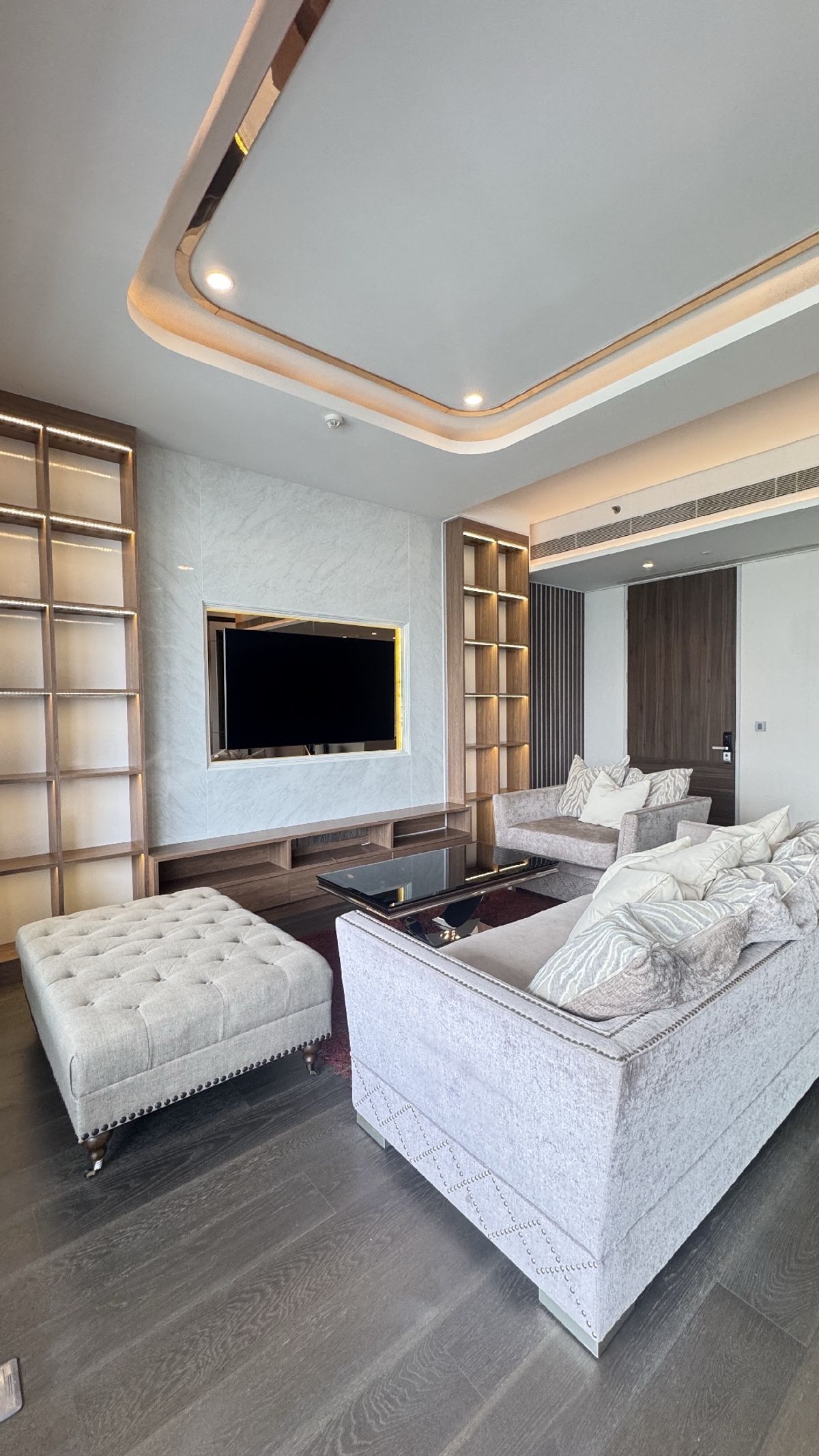 ขายคอนโดสุขุมวิท อโศก ทองหล่อ : Tela Thonglor # 3 bed + Large Living Room
