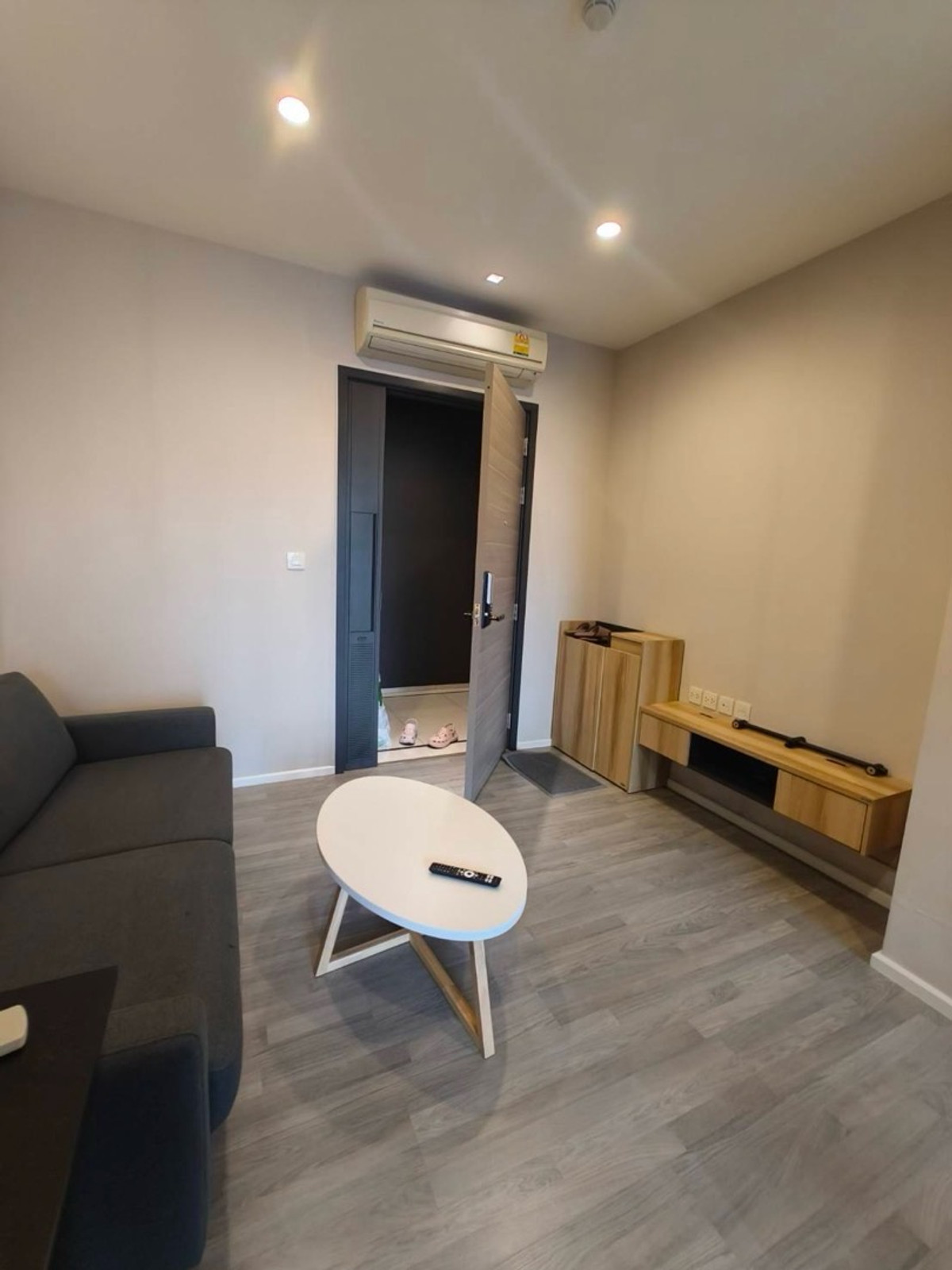 ให้เช่าคอนโดสาทร นราธิวาส : 🔥ห้องว่างอัพเดท ว่าง 1 ตค.68 🔥 
🌈𝐅𝐨𝐫 𝐑𝐞𝐧𝐭/ให้เช่าคอนโดเดอะรูมสาทร-เซ็นหลุยส์🔥⭐️condo rental 🔸