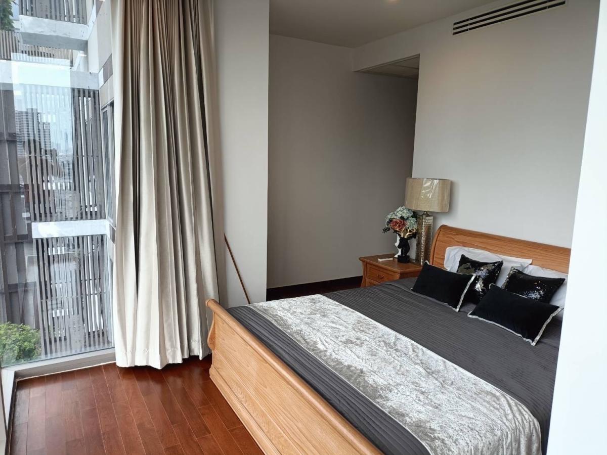 For RentCondoSukhumvit, Asoke, Thonglor : Luxury 2-Bed Condo Ashton Morph 38 in the heart of ThonglorRent 69,000 THB/month, close to BTS/MRT, convenient travel!